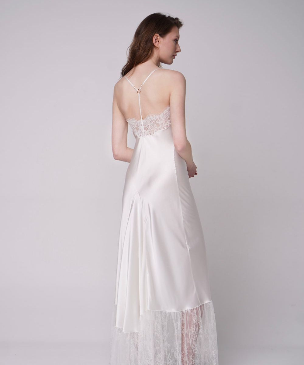  Silk Passion Slip White Product SIA Glamoralle